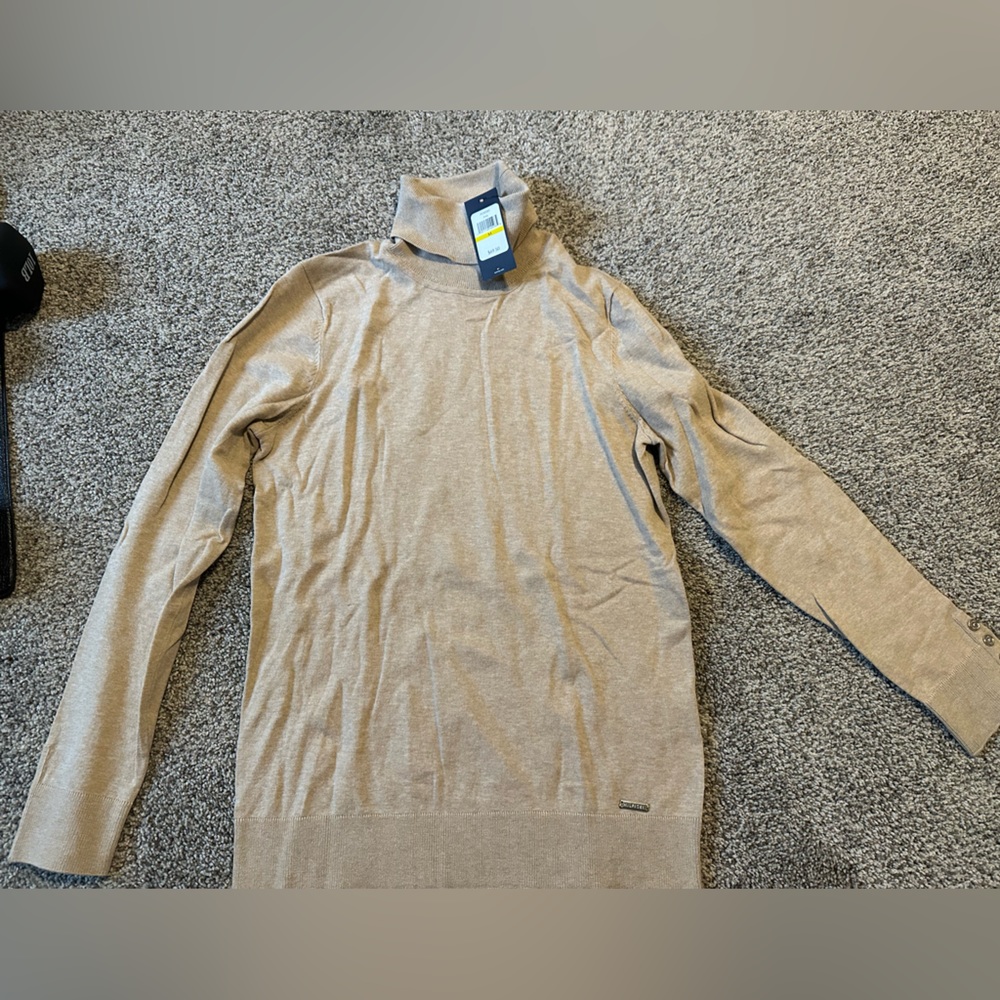 NWT Hilfiger turtleneck